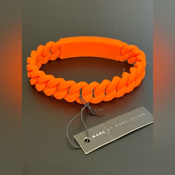 Marc By Marc Jacobs Braided Silicone Rubber Bracelet in Orange. NWT - Picture 5 of 6